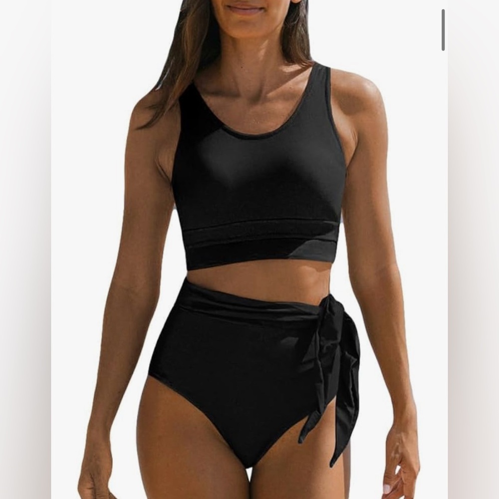 NWT- Dokoto 2 piece race back swimsuit.